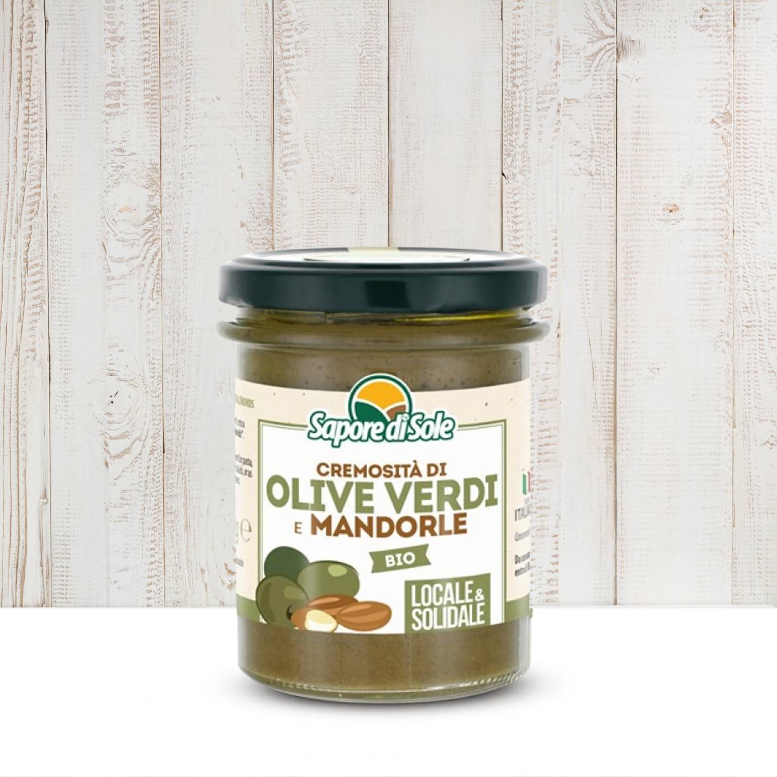 Cremosità di olive verdi e mandorle 